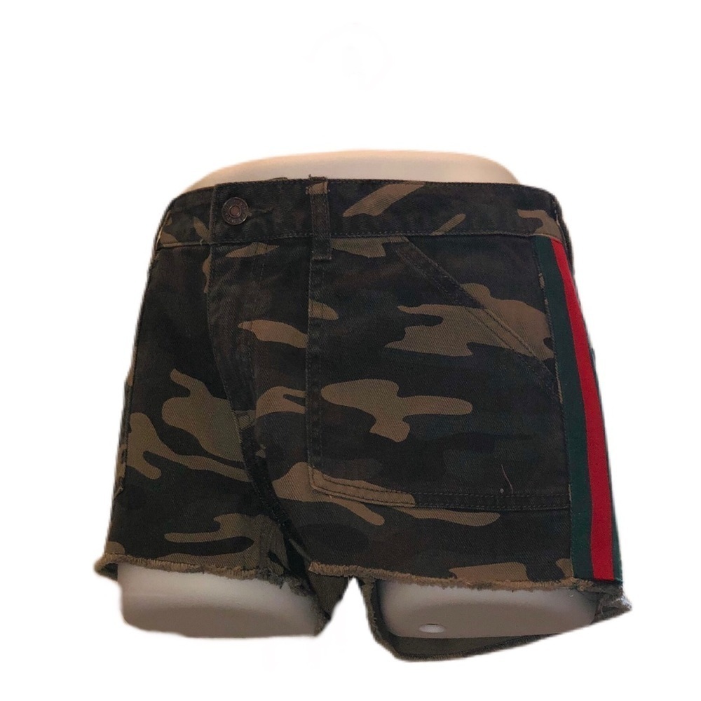 Camo Shorts With Side Stripe